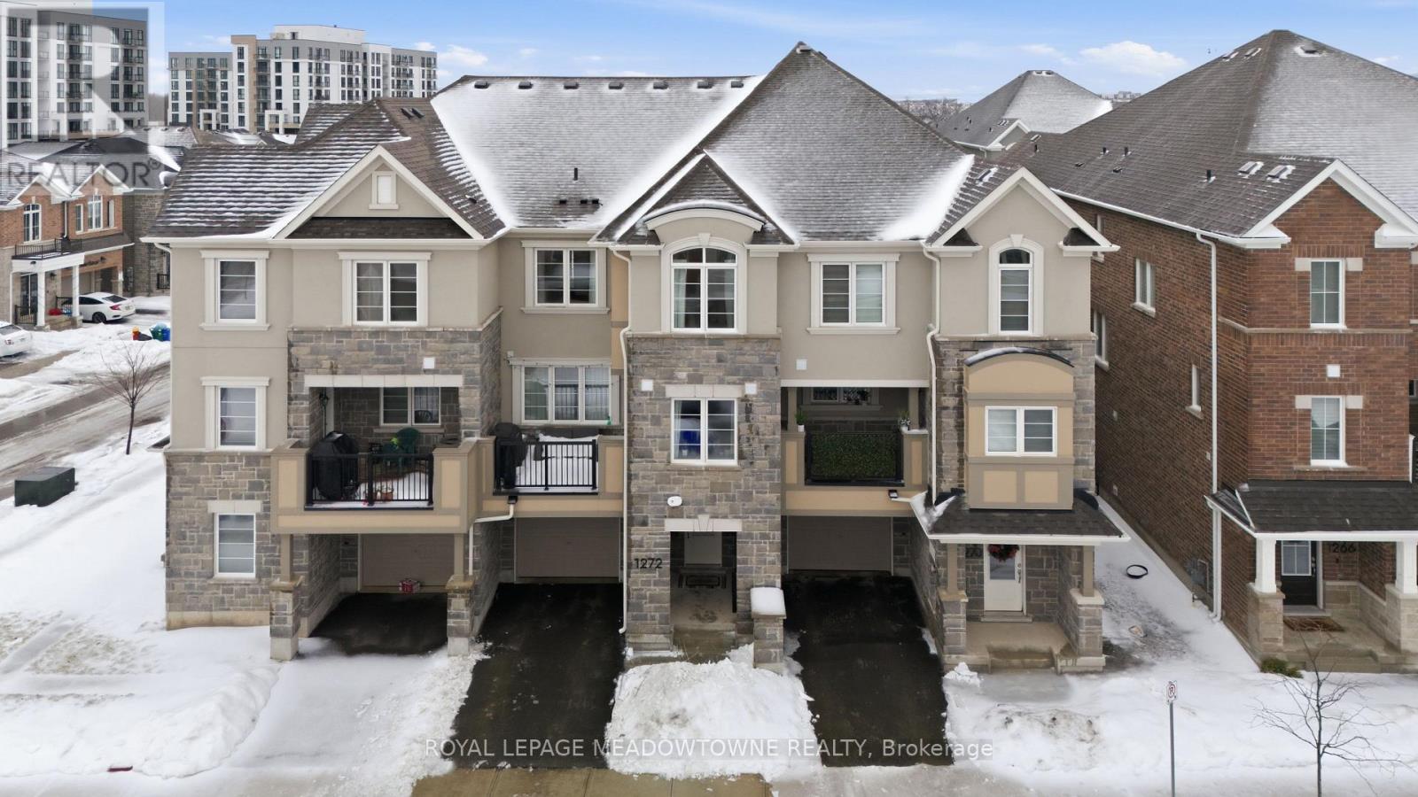 1272 Wintergreen Place, Milton, Ontario  L9E 1S4 - Photo 3 - W12805068