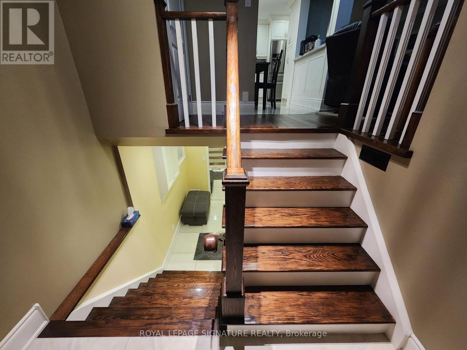 4281 Woodington Drive, Mississauga (Rathwood), Ontario  L4Z 1M1 - Photo 2 - W12805092