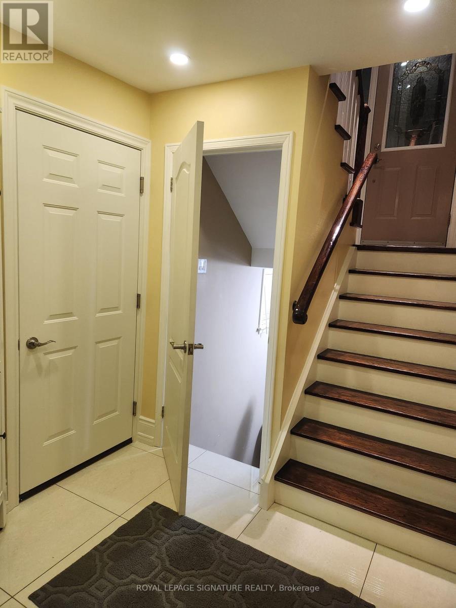 4281 Woodington Drive, Mississauga (Rathwood), Ontario  L4Z 1M1 - Photo 22 - W12805092