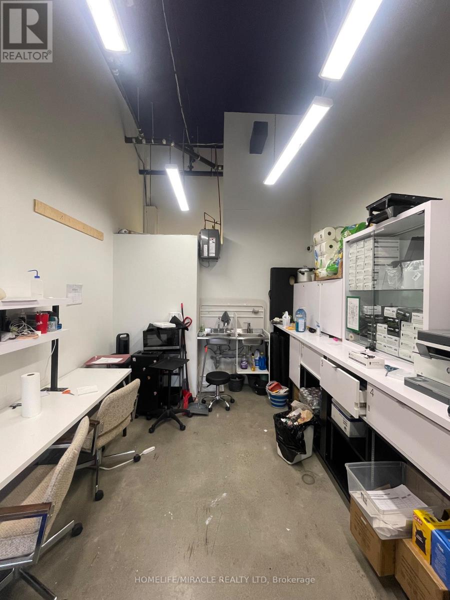 111 - 1275 Finch Street, Toronto, Ontario  M3J 2B1 - Photo 17 - W12805094