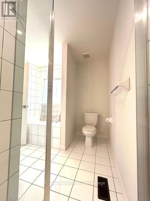 1449 Chretien Street, Milton, Ontario  L9E 1J1 - Photo 10 - W12805112