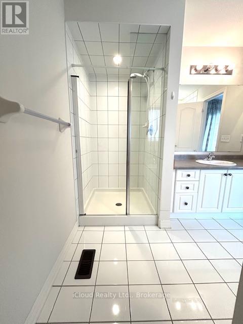 1449 Chretien Street, Milton, Ontario  L9E 1J1 - Photo 11 - W12805112