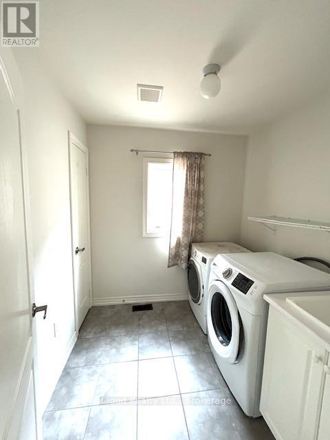 1449 Chretien Street, Milton, Ontario  L9E 1J1 - Photo 28 - W12805112