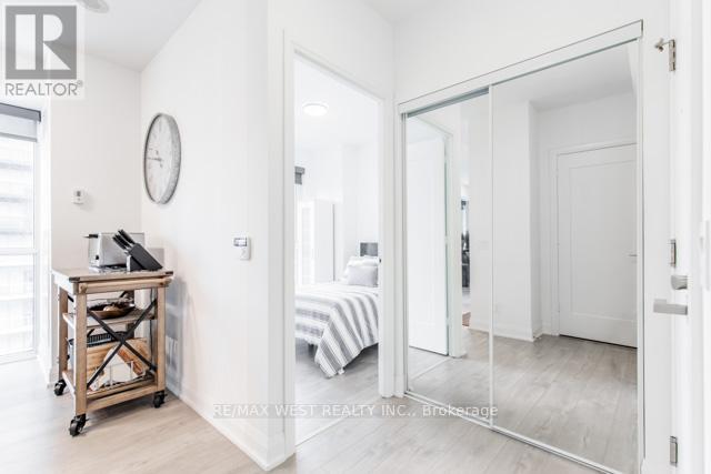 1008 - 110 Marine Parade Drive, Toronto, Ontario  M8V 0A3 - Photo 10 - W12805132