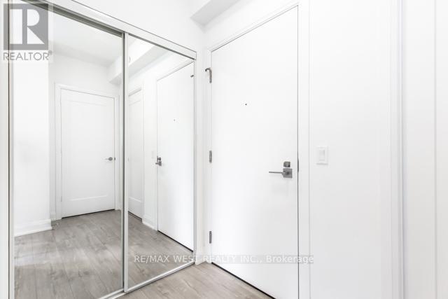 1008 - 110 Marine Parade Drive, Toronto, Ontario  M8V 0A3 - Photo 9 - W12805132