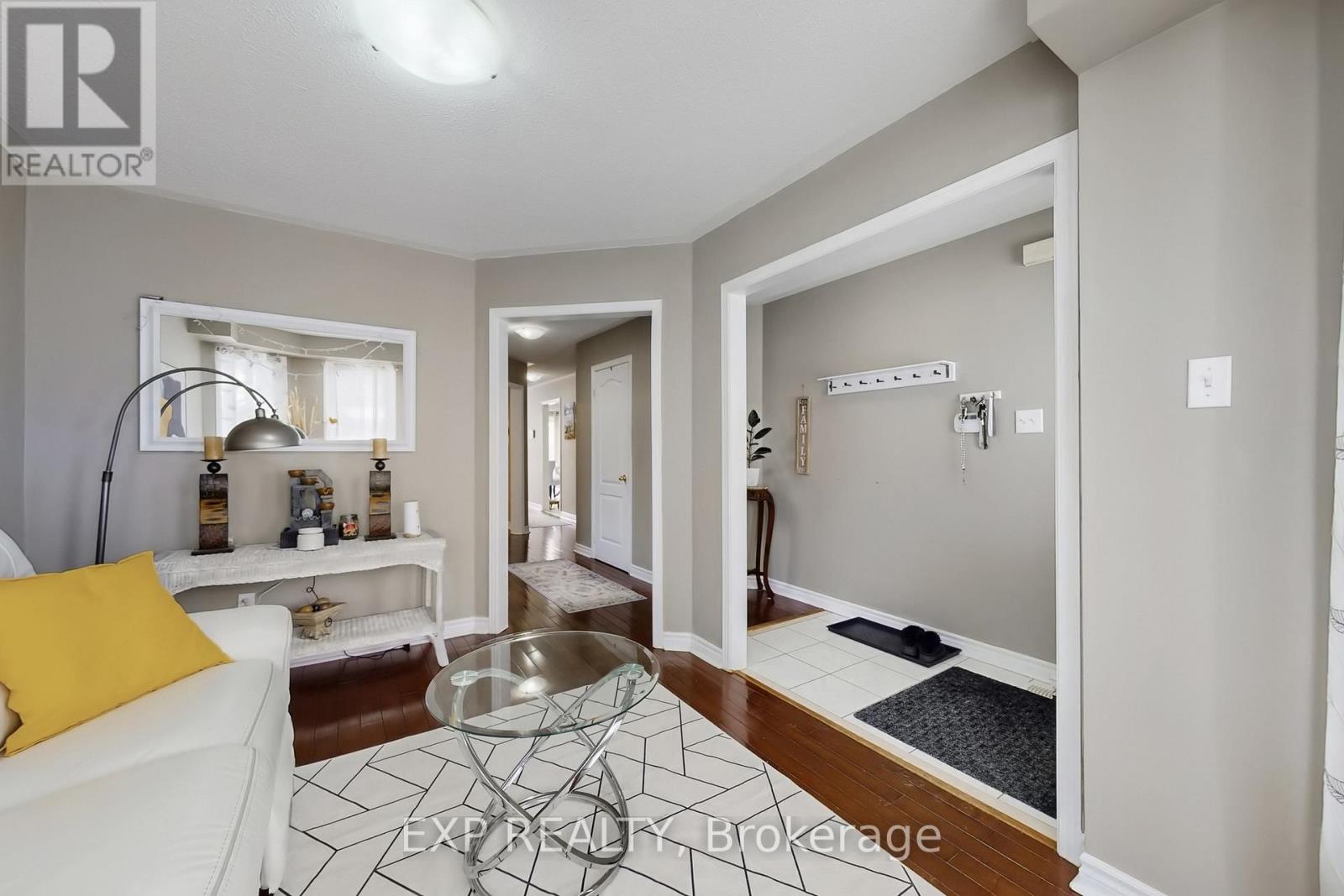 41 Bramfield Street, Brampton, Ontario  L7A 2W1 - Photo 9 - W12805148