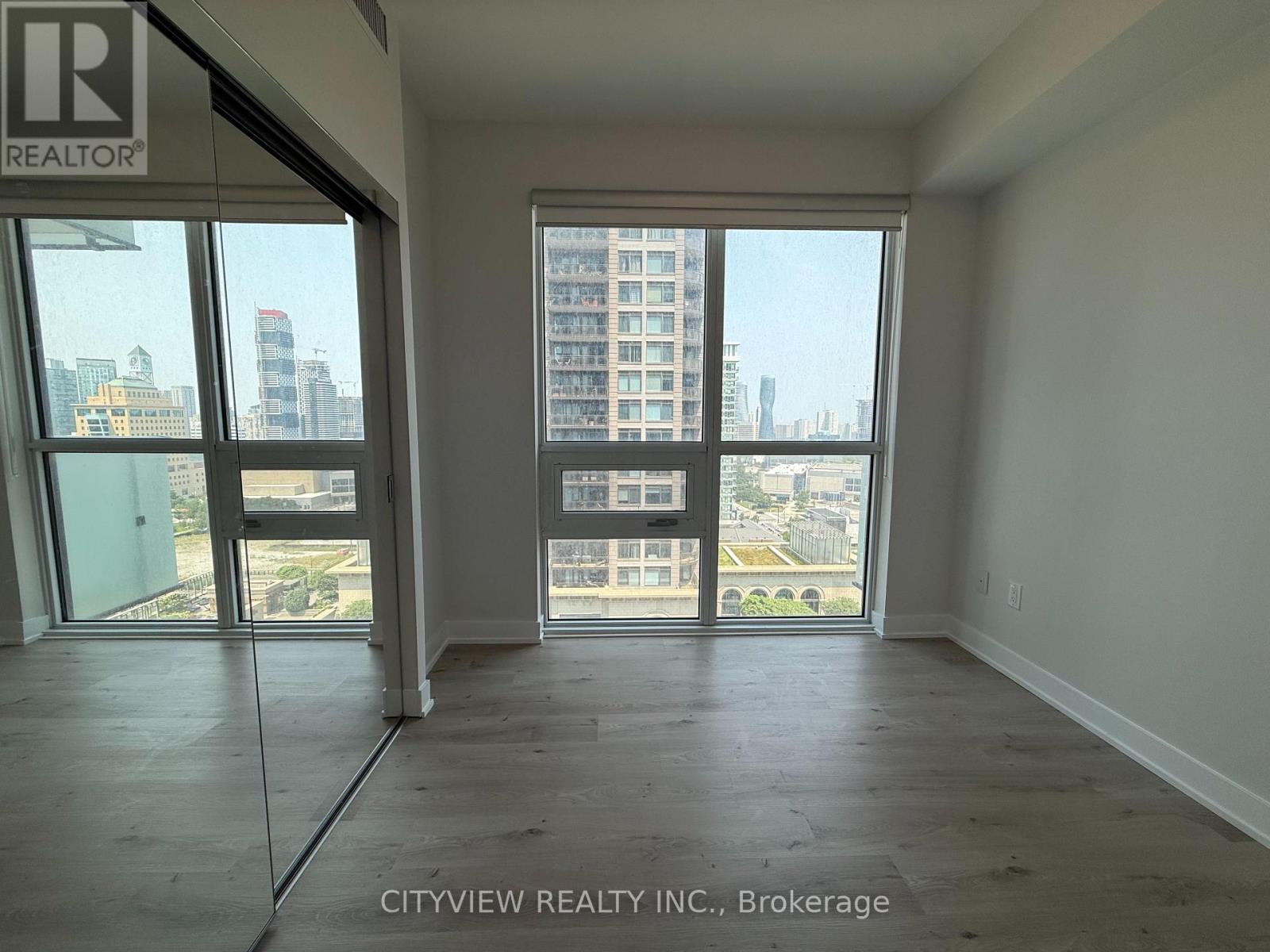 2811 - 430 Square One Drive, Mississauga (City Centre), Ontario  L5B 0L6 - Photo 4 - W12805206