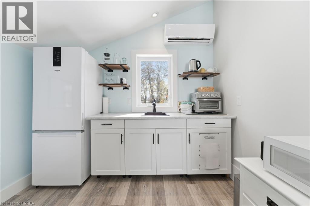 8 Arnold Street, Turkey Point, Ontario  N0E 1T0 - Photo 33 - 40786885