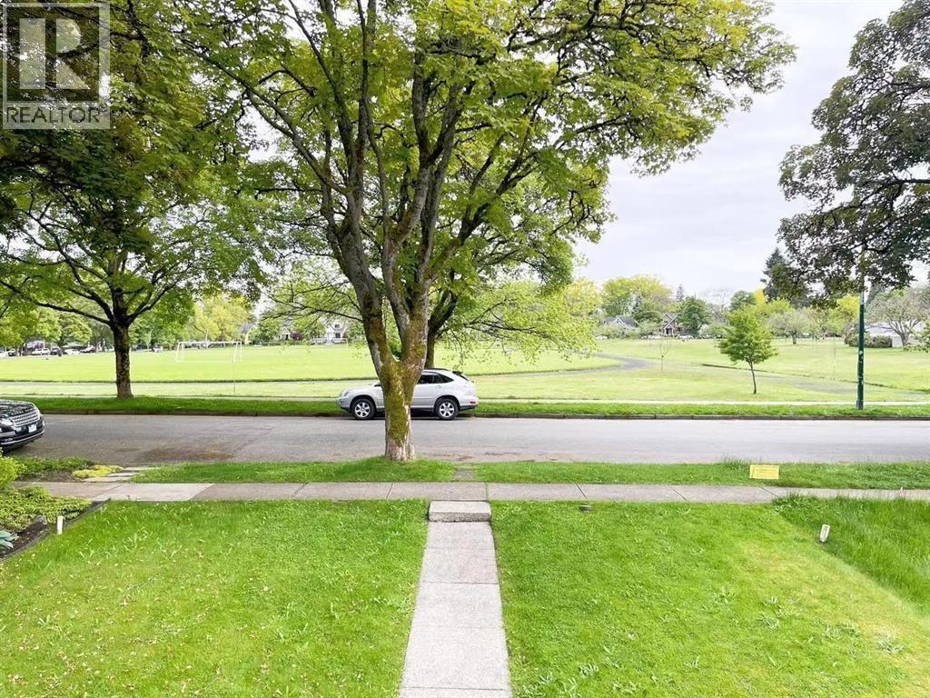 3093 W 29th Avenue, Vancouver, British Columbia  V6L 1Y5 - Photo 2 - R3091053