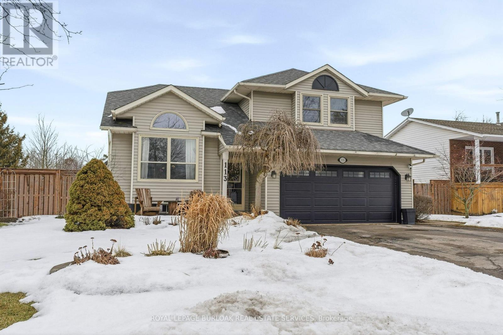 113 Edward Court, West Lincoln, Ontario  L0R 2A0 - Photo 3 - X12804974