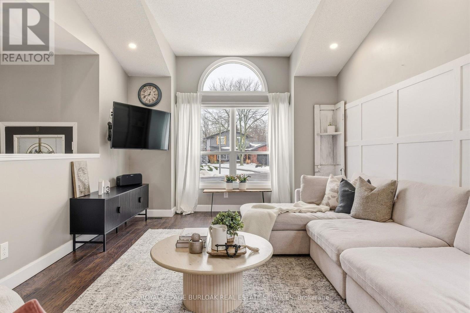 113 Edward Court, West Lincoln, Ontario  L0R 2A0 - Photo 6 - X12804974