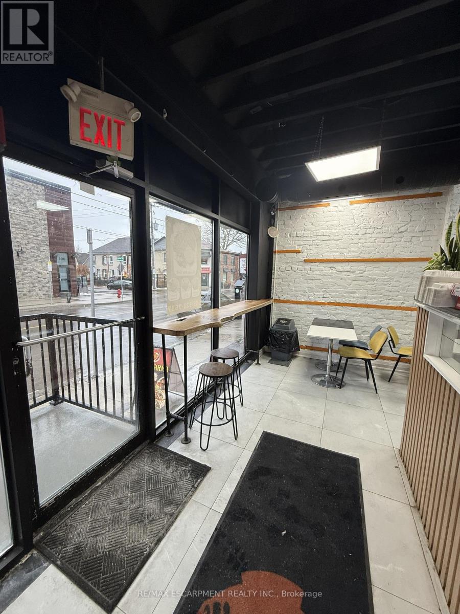 197 Locke Street S, Hamilton, Ontario  L8P 1B5 - Photo 10 - X12805060