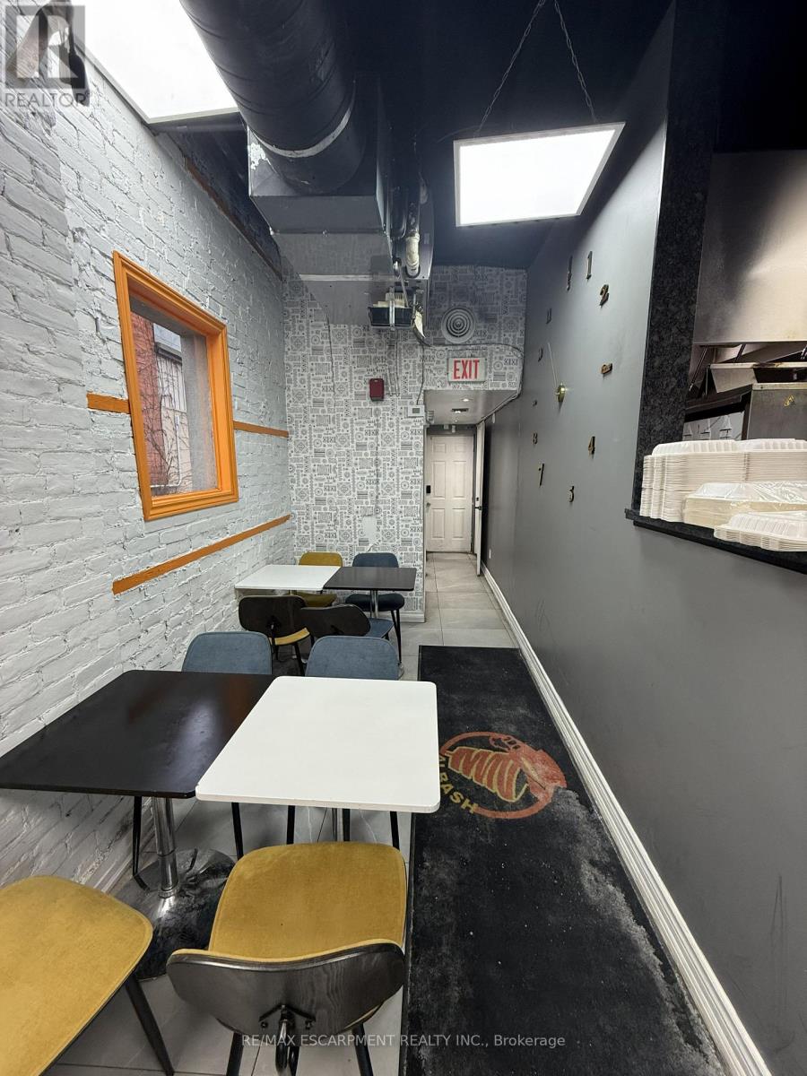 197 Locke Street S, Hamilton, Ontario  L8P 1B5 - Photo 11 - X12805060