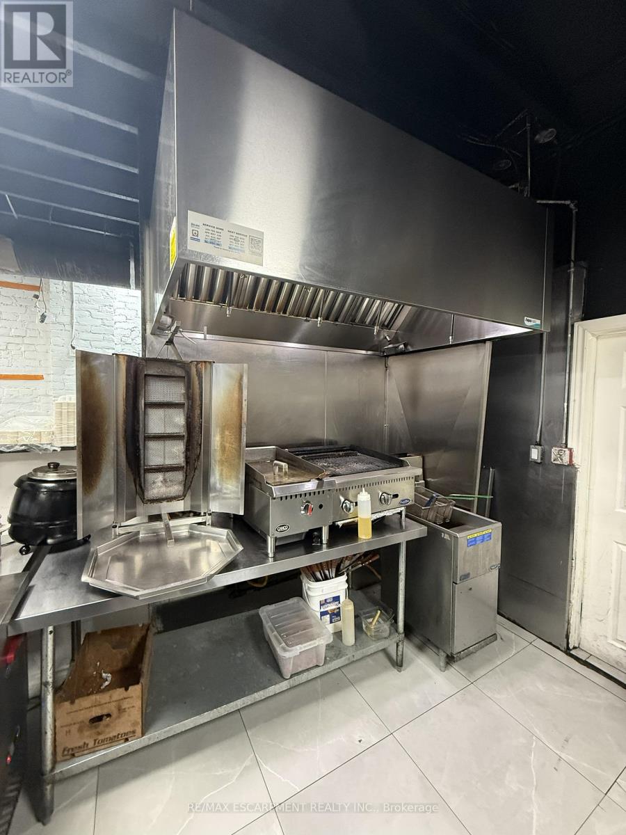 197 Locke Street S, Hamilton, Ontario  L8P 1B5 - Photo 16 - X12805060