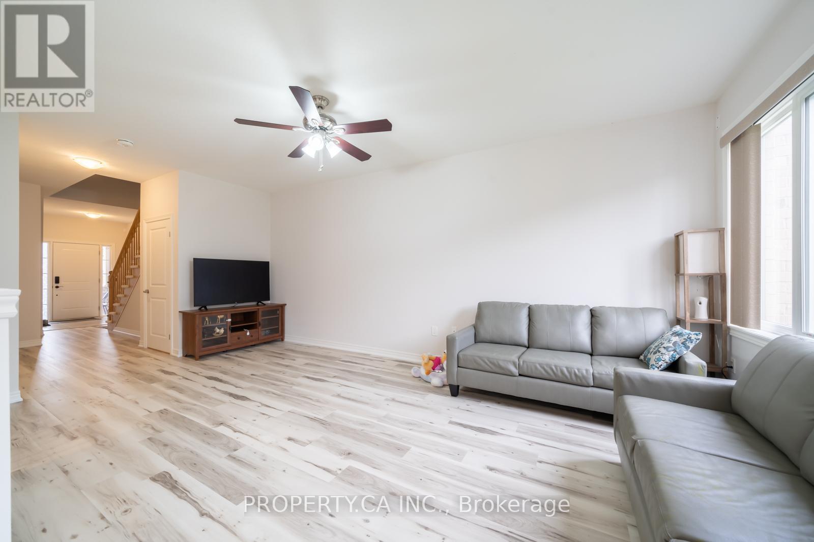 107 DENNIS DRIVE, West Lincoln, Ontario