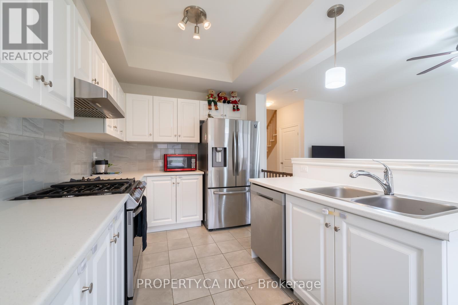 107 Dennis Drive, West Lincoln (Smithville), Ontario  L0R 2A0 - Photo 13 - X12805090