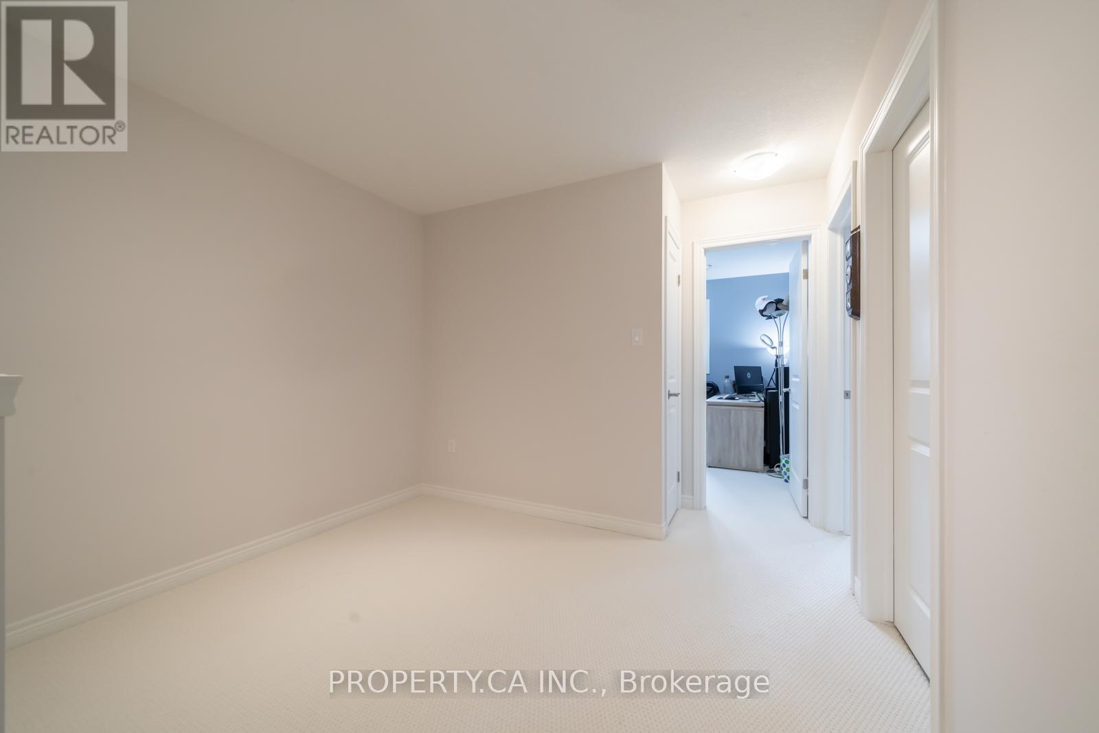 107 Dennis Drive, West Lincoln (Smithville), Ontario  L0R 2A0 - Photo 15 - X12805090