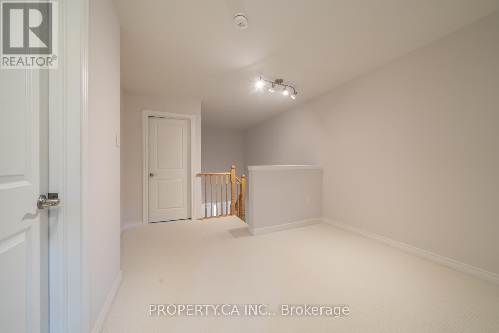 107 Dennis Drive, West Lincoln (Smithville), Ontario  L0R 2A0 - Photo 16 - X12805090