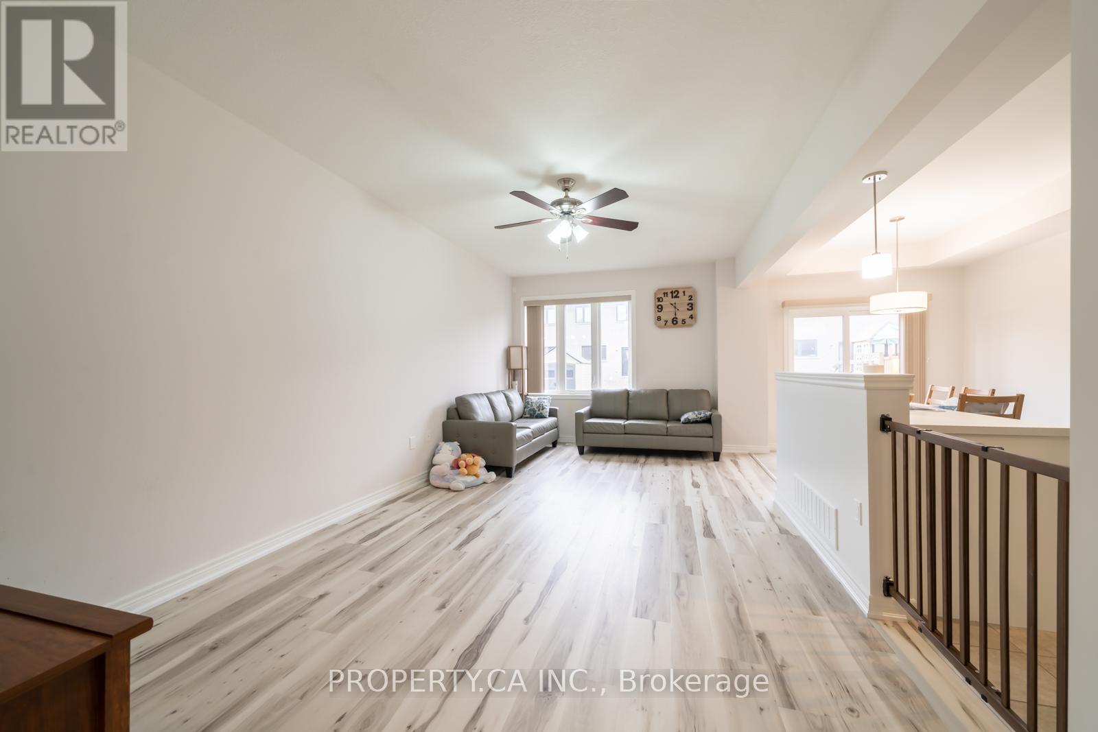 107 Dennis Drive, West Lincoln (Smithville), Ontario  L0R 2A0 - Photo 5 - X12805090