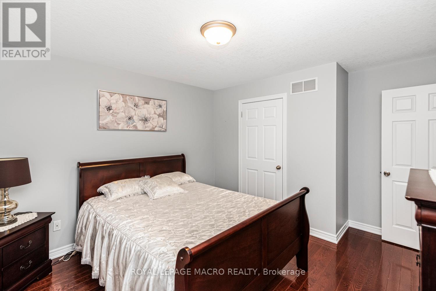 102 Erika Crescent, Hamilton, Ontario  L8W 0A2 - Photo 15 - X12805208