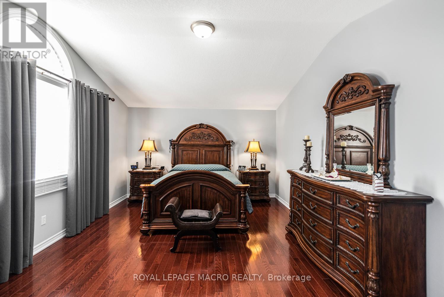 102 Erika Crescent, Hamilton, Ontario  L8W 0A2 - Photo 17 - X12805208