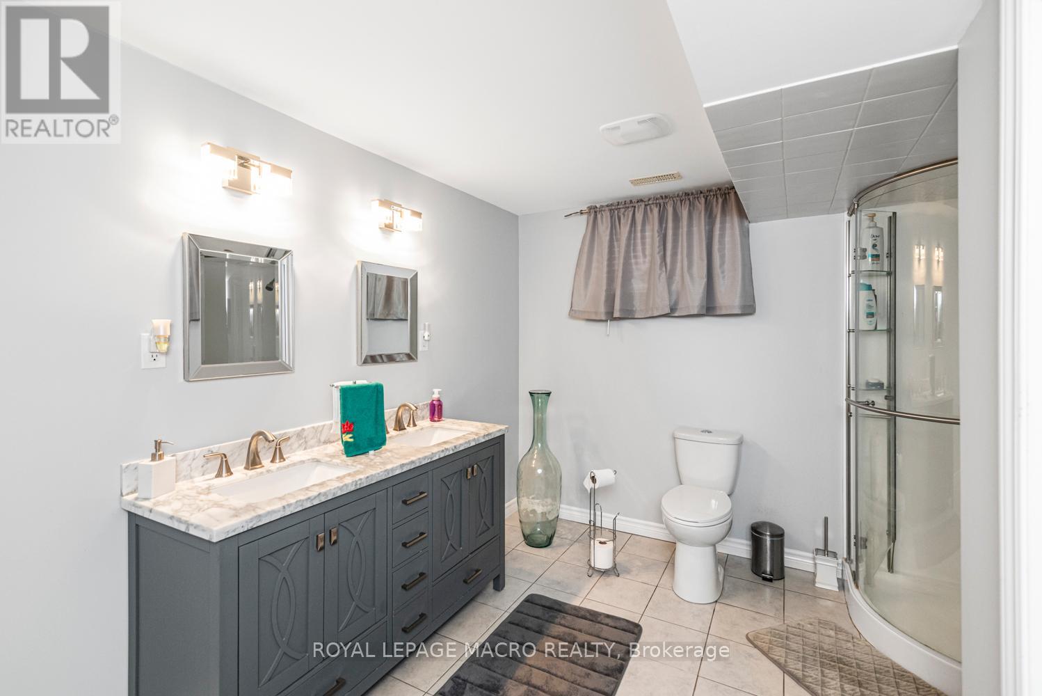 102 Erika Crescent, Hamilton, Ontario  L8W 0A2 - Photo 21 - X12805208