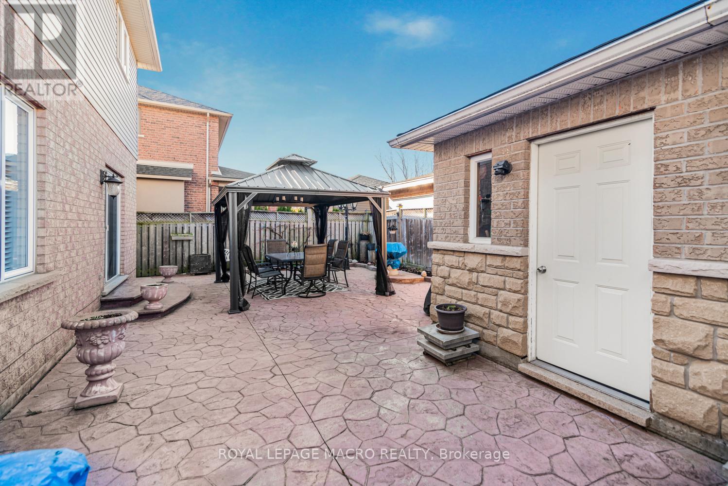 102 Erika Crescent, Hamilton, Ontario  L8W 0A2 - Photo 30 - X12805208