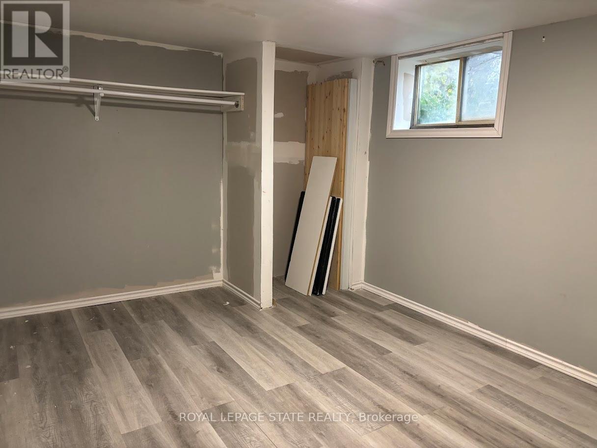 4789 St Clair Avenue, Niagara Falls, Ontario  L2E 3T2 - Photo 24 - X12805222