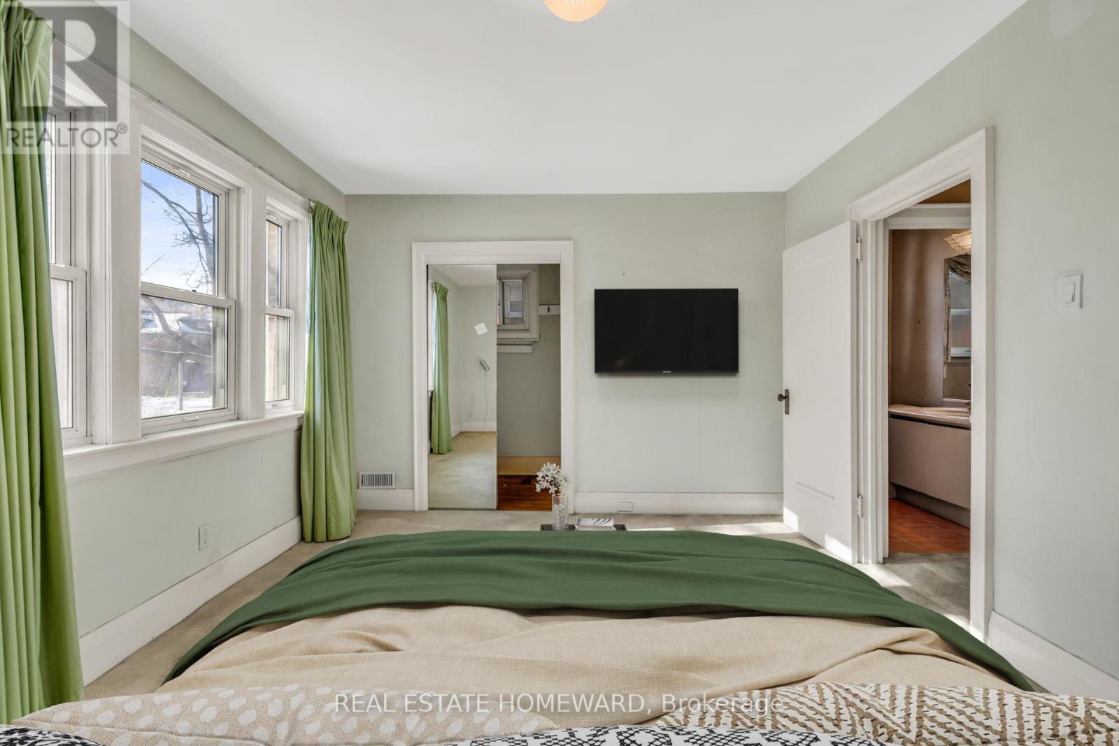 94 Fairlawn Avenue, Toronto, Ontario  M5M 1S7 - Photo 9 - C12793904