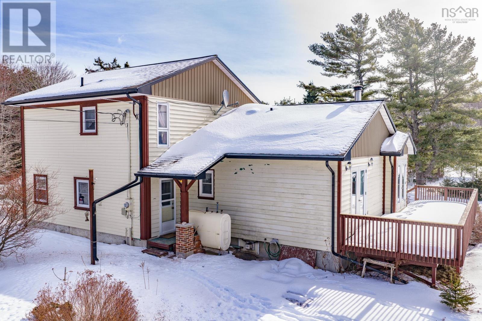 196 Hartz Point Road, Shelburne, Nova Scotia  B0T 1W0 - Photo 34 - 202603112