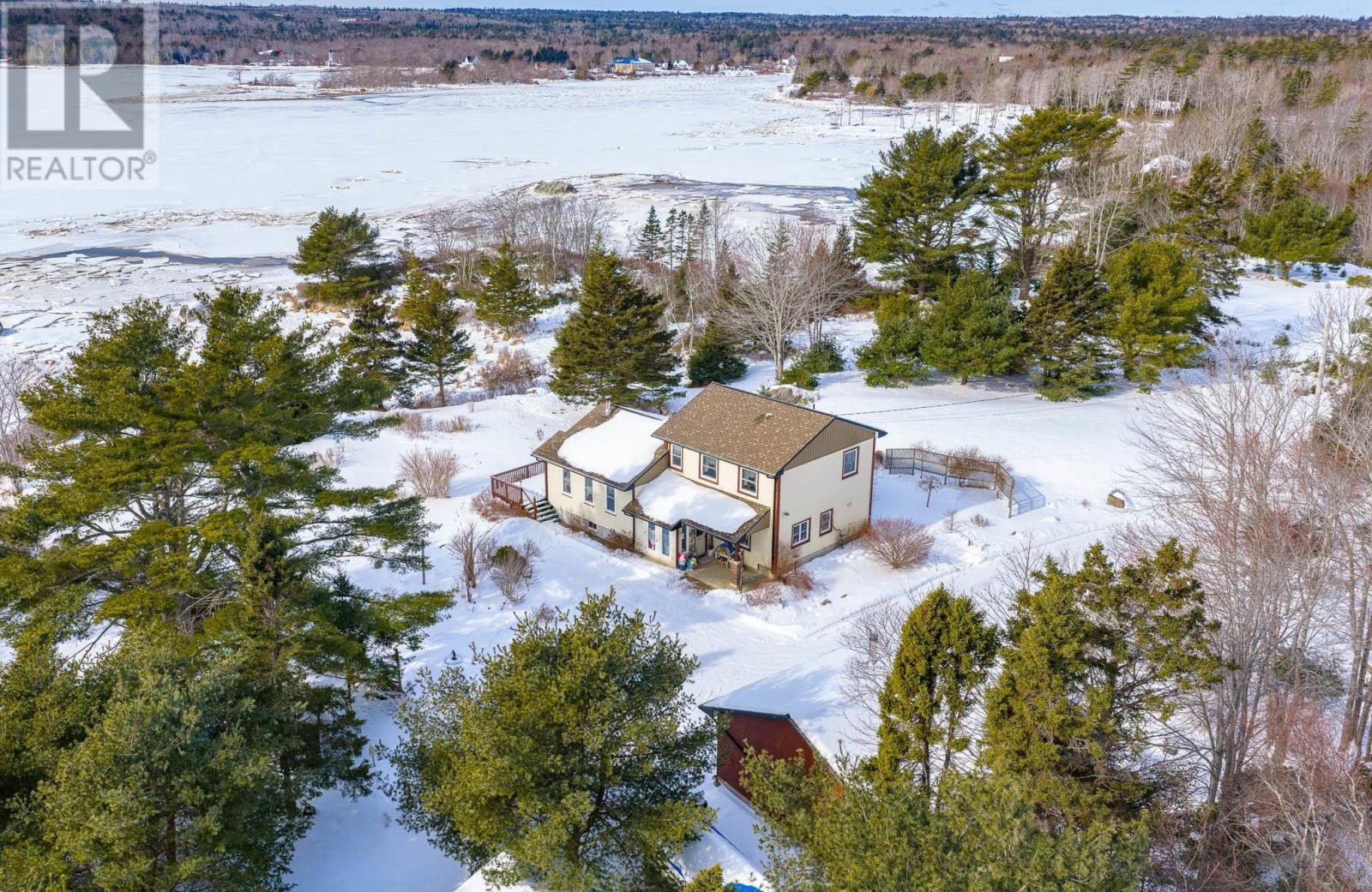 196 Hartz Point Road, Shelburne, Nova Scotia  B0T 1W0 - Photo 39 - 202603112