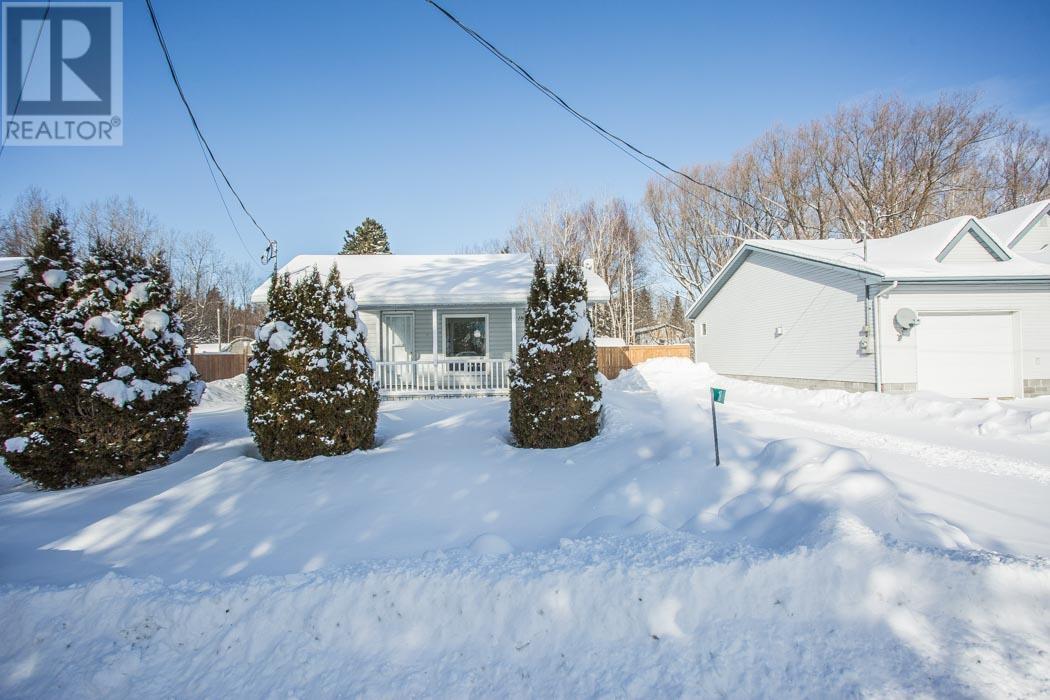 18 Tarbutt St, Bruce Mines, Ontario P0R 1C0 - Photo 22 - SM260036