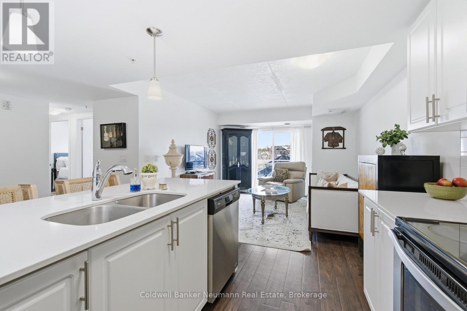 302 - 17 Kay Crescent, Guelph (Pineridge/westminster Woods), Ontario  N1L 0P1 - Photo 8 - X12805282