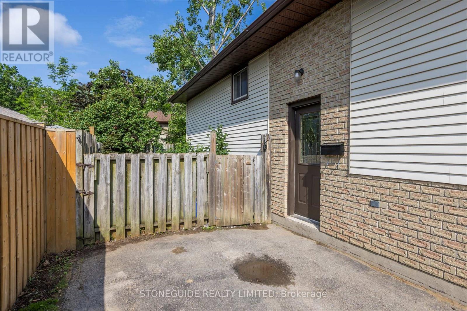 2047 Foxfarm Road, Peterborough (Monaghan Ward 2), Ontario  K9K 1P8 - Photo 6 - X12805286