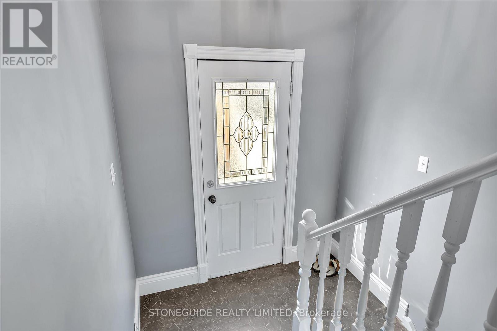 2047 Foxfarm Road, Peterborough (Monaghan Ward 2), Ontario  K9K 1P8 - Photo 7 - X12805286