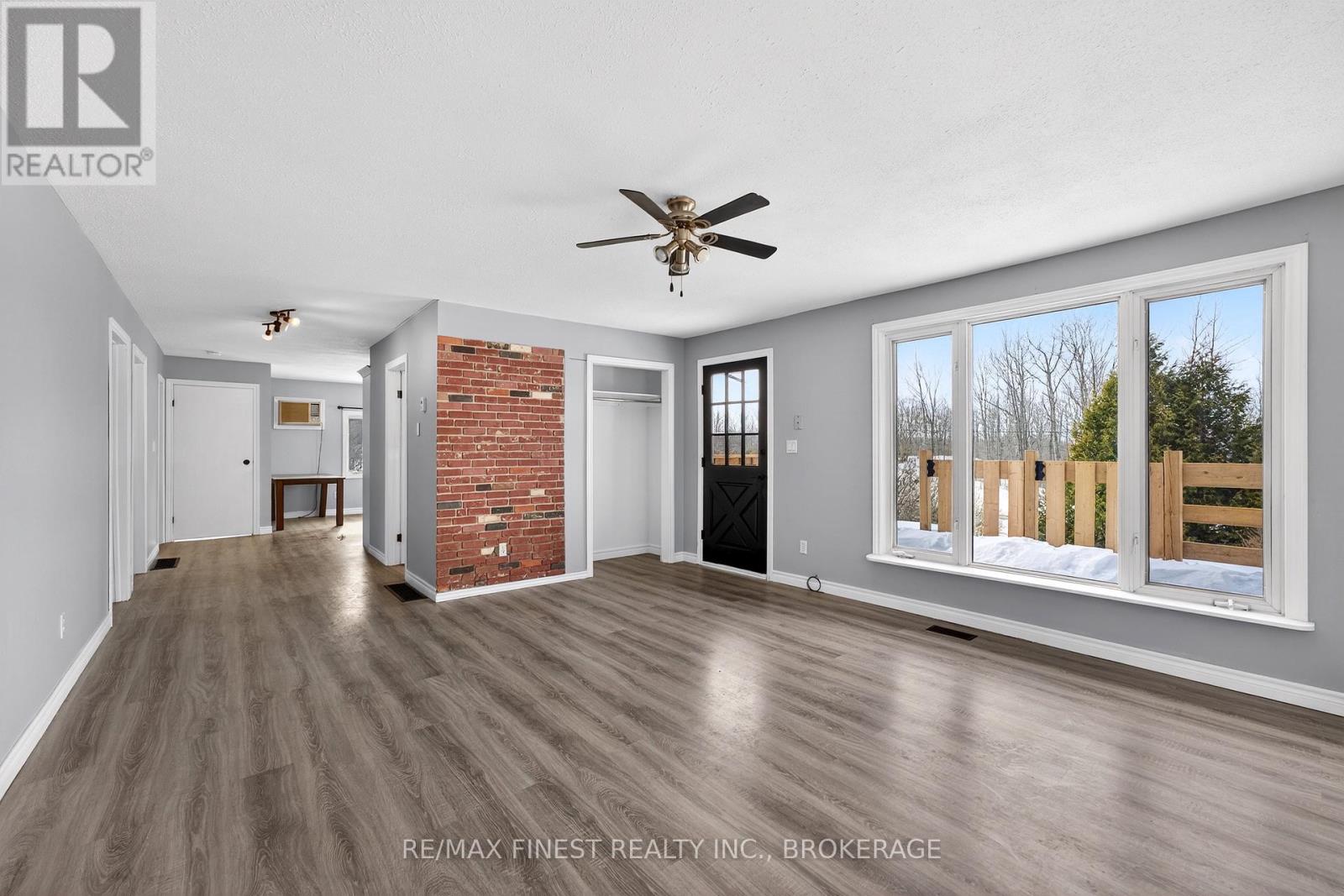 12452 Road 38 Road, Frontenac (Frontenac South), Ontario  K0H 2V0 - Photo 11 - X12805250