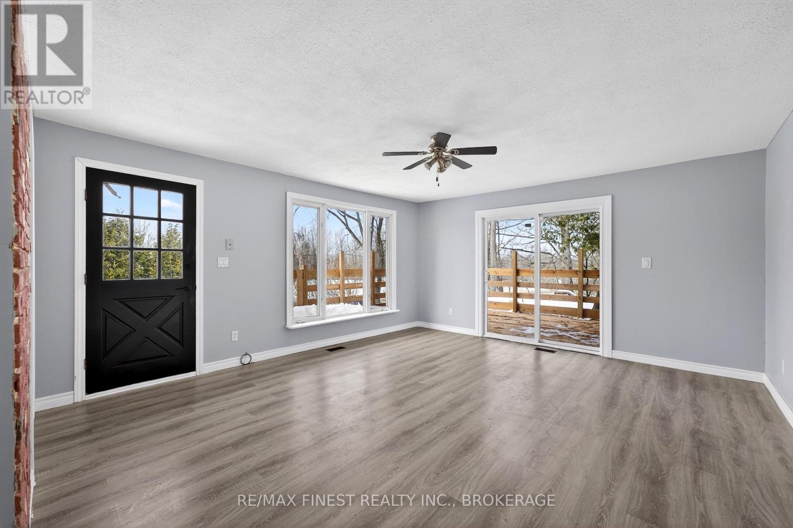 12452 Road 38 Road, Frontenac (Frontenac South), Ontario  K0H 2V0 - Photo 12 - X12805250