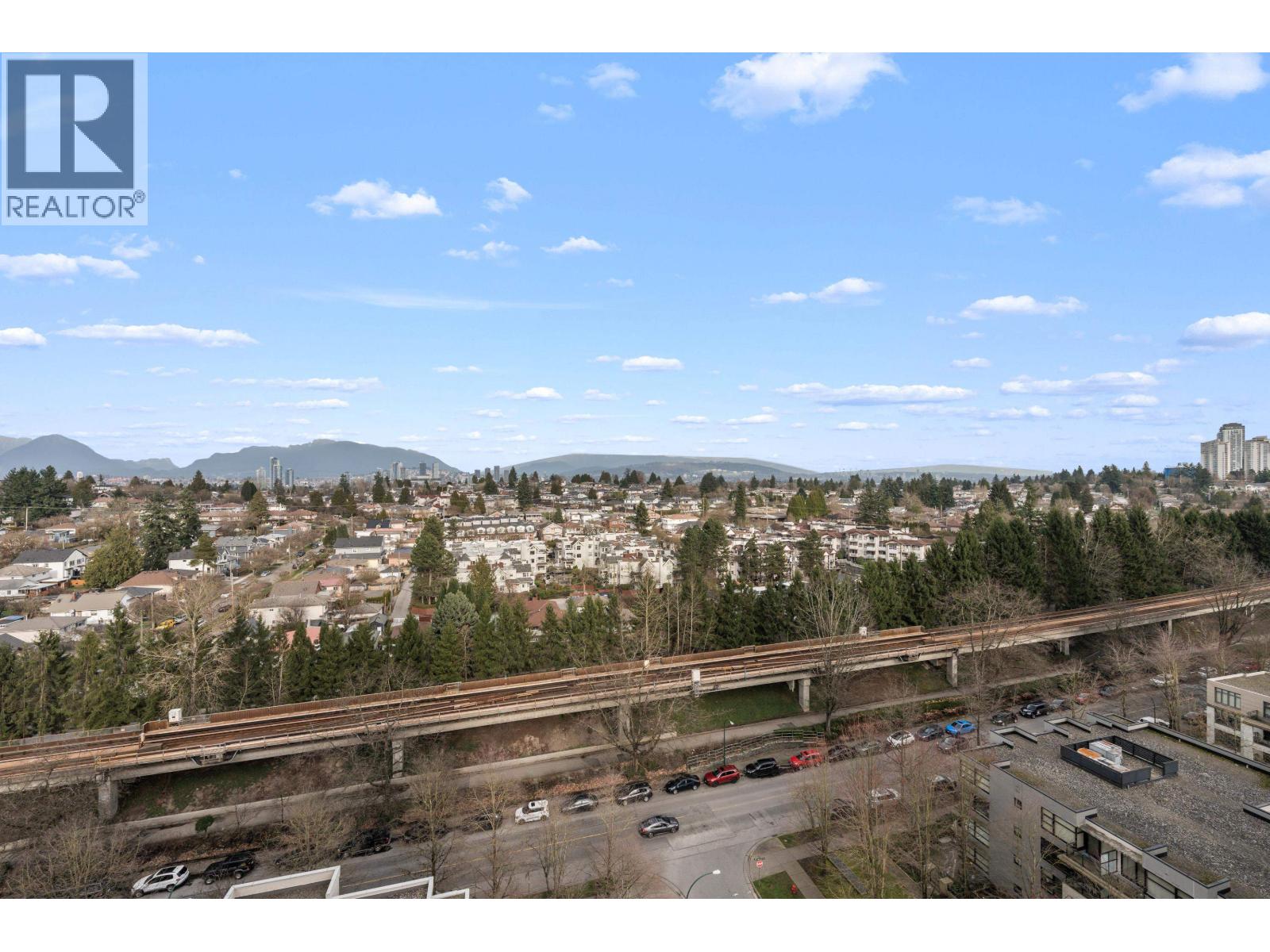 1703 3663 Crowley Drive, Vancouver, British Columbia  V5R 6H4 - Photo 9 - R3091570