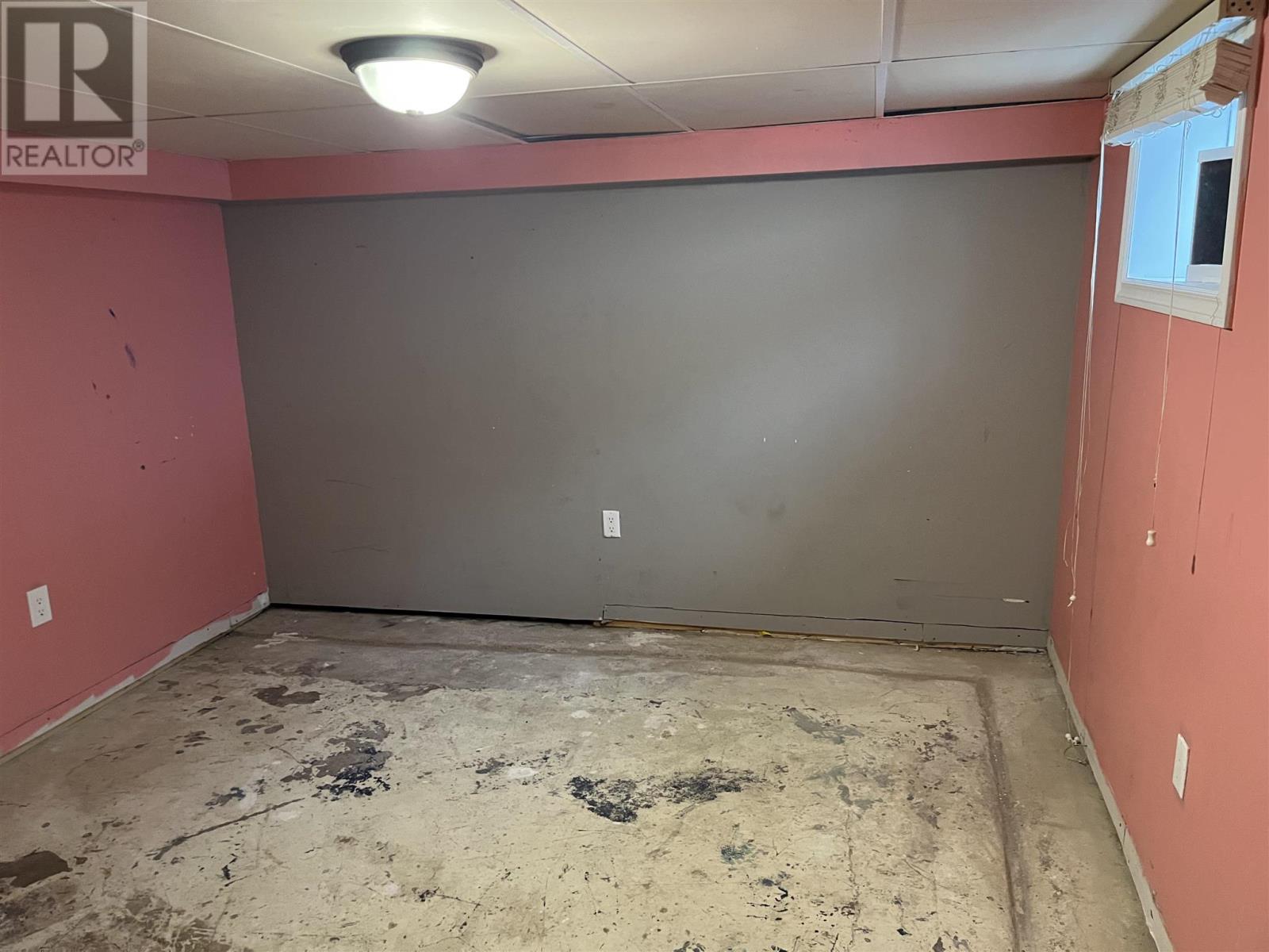 348 First Ave, Sault Ste. Marie, Ontario P6C 4P1 - Photo 11 - SM260325