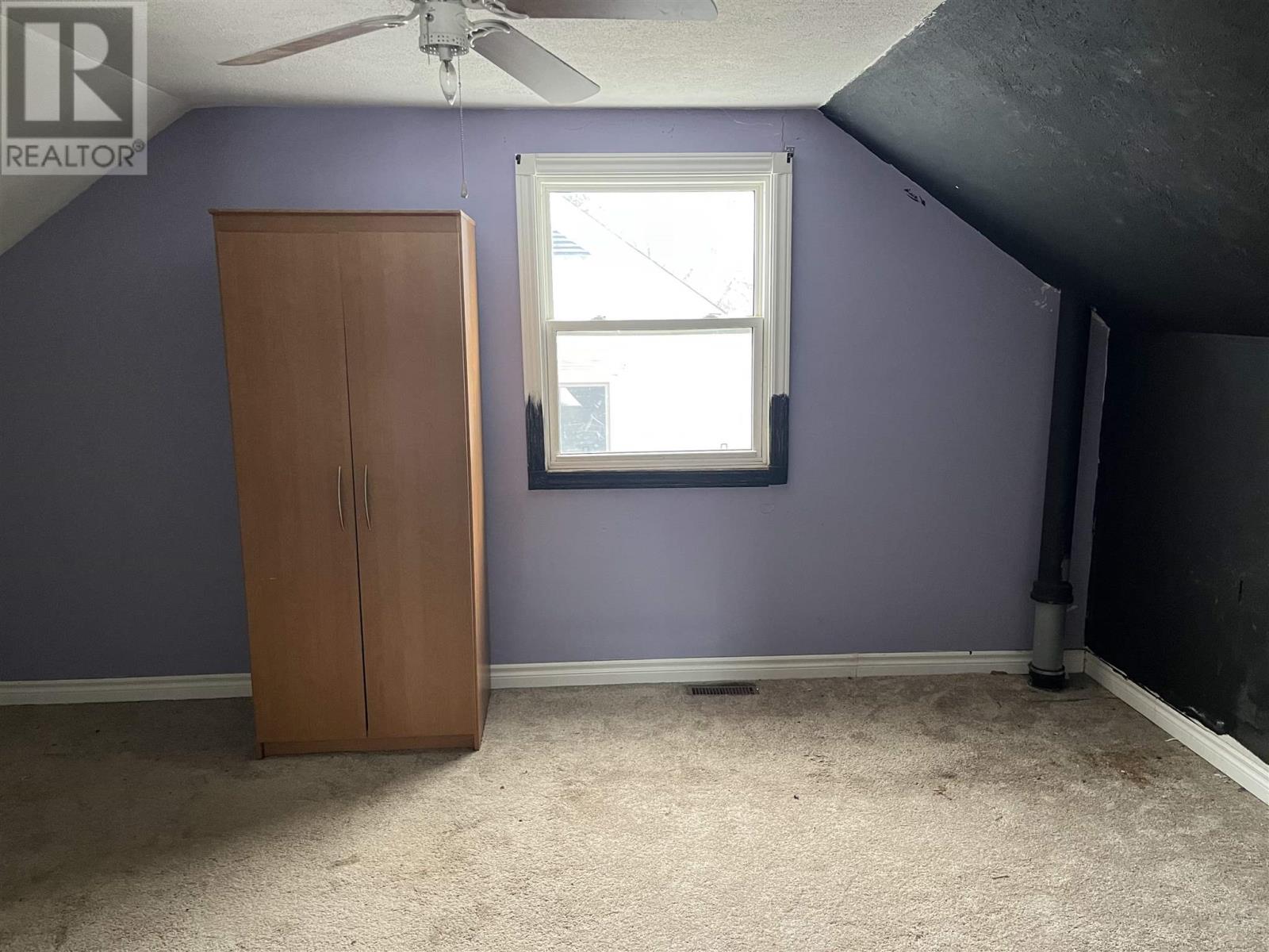 348 First Ave, Sault Ste. Marie, Ontario P6C 4P1 - Photo 9 - SM260325