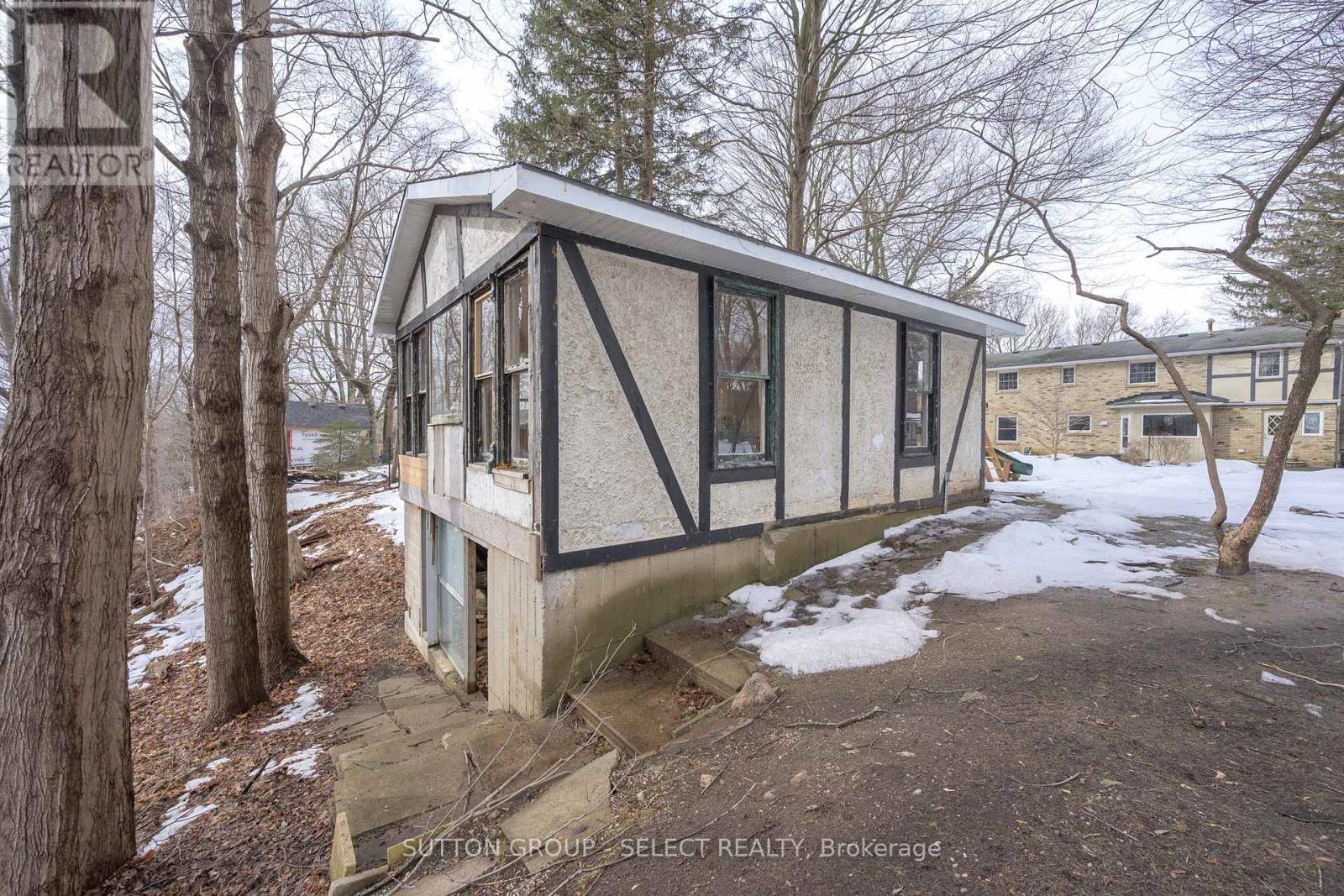 422 Riverside Drive, London North, Ontario  N6H 2R7 - Photo 43 - X12805308
