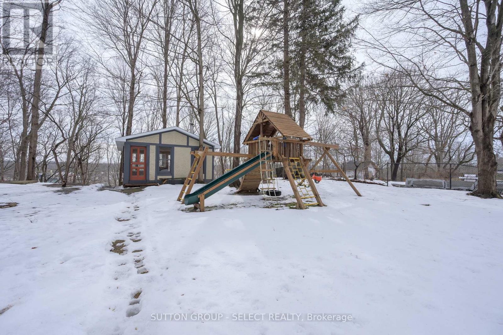 422 Riverside Drive, London North, Ontario  N6H 2R7 - Photo 6 - X12805308