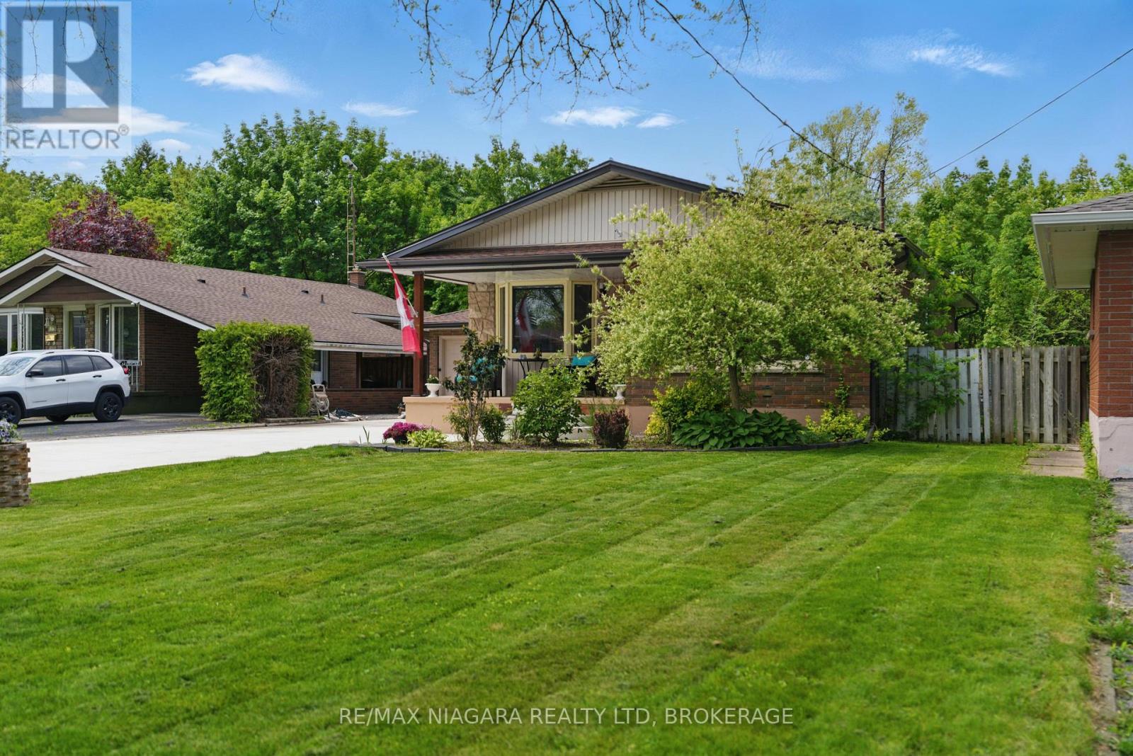 84 Regent Drive, St. Catharines, Ontario  L2M 3L7 - Photo 6 - X12476505