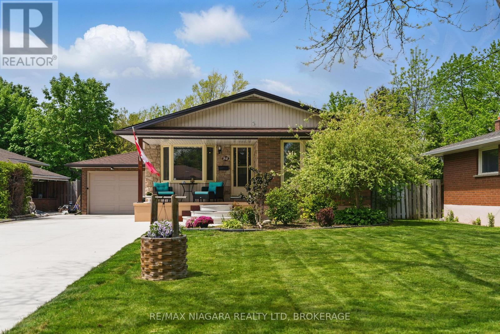 84 Regent Drive, St. Catharines, Ontario  L2M 3L7 - Photo 4 - X12476505