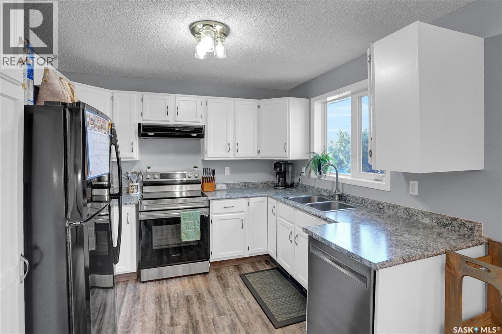 590 Rink Avenue, Regina, Saskatchewan  S4X 2E9 - Photo 9 - SK028849