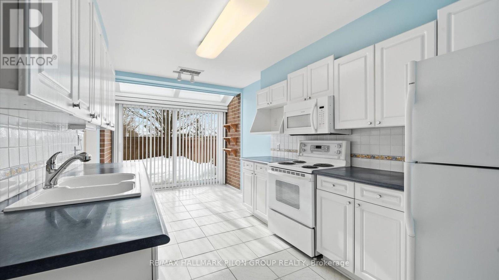 29 - 100 Hillside Drive, Ottawa, Ontario  K1K 4J1 - Photo 7 - X12805238