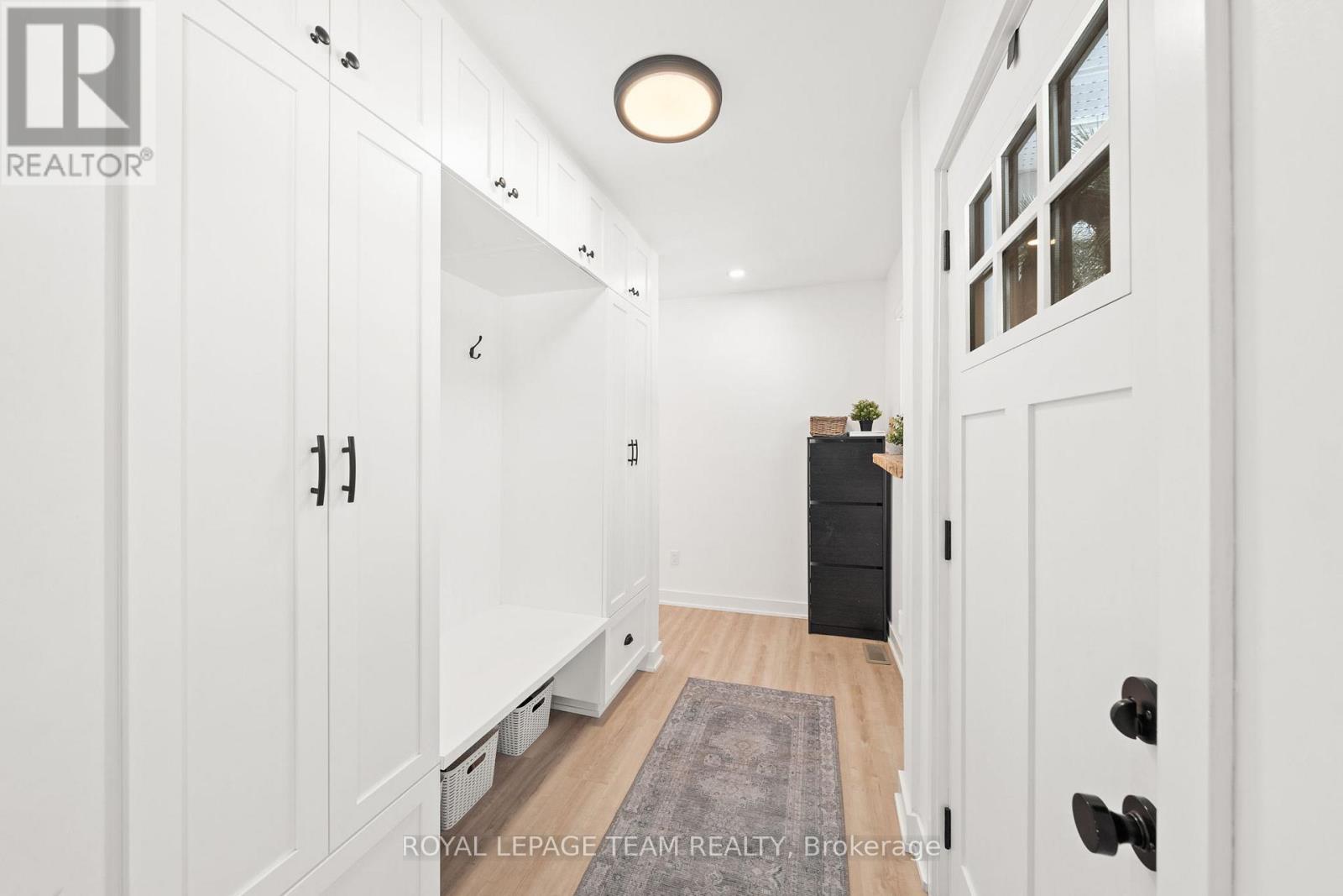 5286 Hillcrest Drive, Ottawa, Ontario  K4M 1E9 - Photo 3 - X12805312