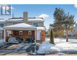 104 BANNERHILL, Ottawa, Ontario
