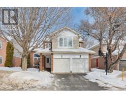 8 SADDLEBROOK STREET, Ottawa, Ontario