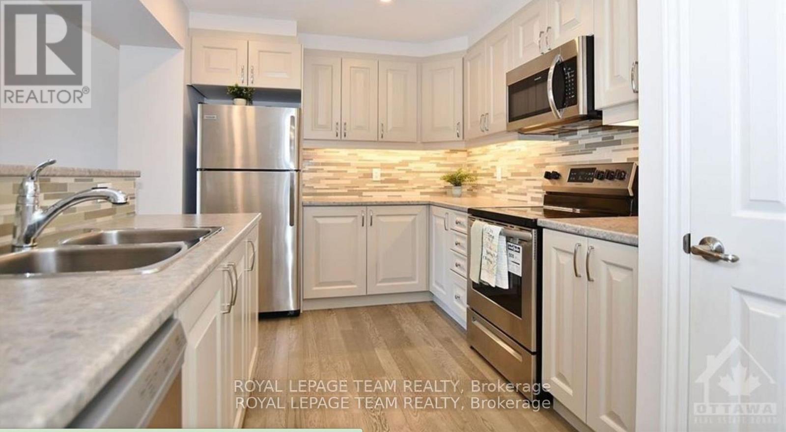 707 Juneberry Lane, Ottawa, Ontario  K2V 0C1 - Photo 10 - X12805388